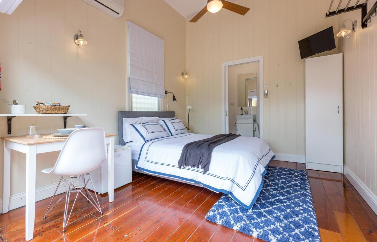 99 Kirkland Bed & Breakfast Μπρίσμπεϊν Δωμάτιο φωτογραφία
